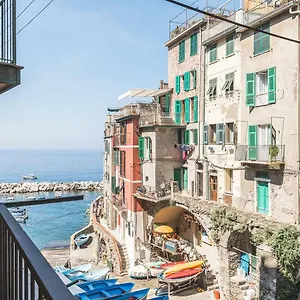  Apartment Sergeant First Class Italy